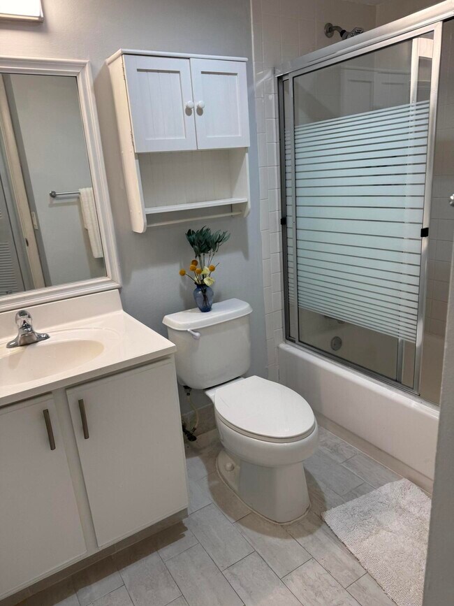 Building Photo - 9272 SW 3rd St