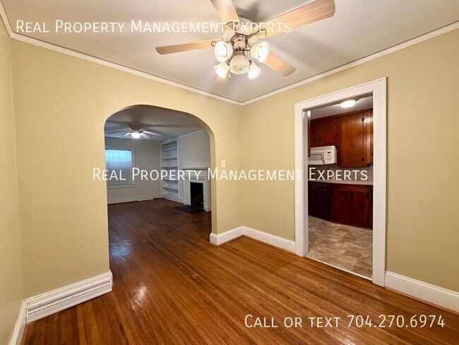 Building Photo - 2100 Camp Greene St