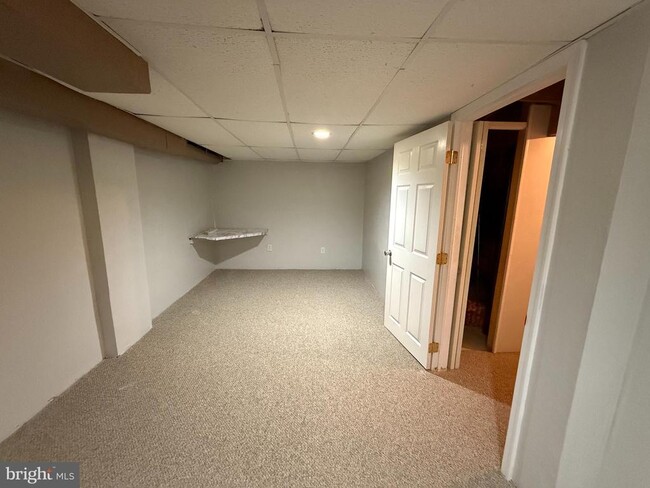 Building Photo - 1 Mission Ln
