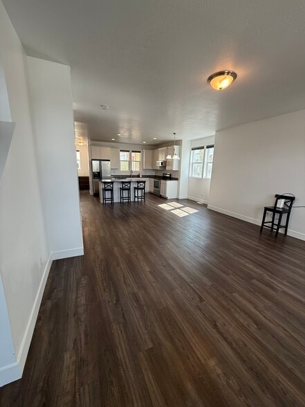 Building Photo - 5427 W Ranches Loop Rd