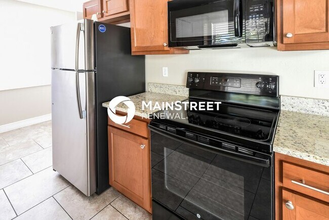 Building Photo - 3 Bedroom Pet-Friendly Home in Port Richey, FL with Main Street Renewal