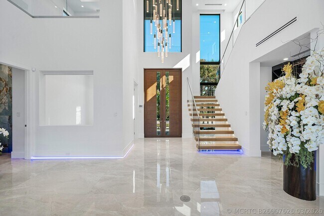 Building Photo - 2650 NE 48th Ct