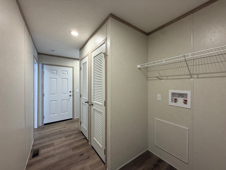 Building Photo - 29778 W Essex Ct