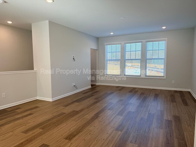 Building Photo - 2805 Carbondale Ct