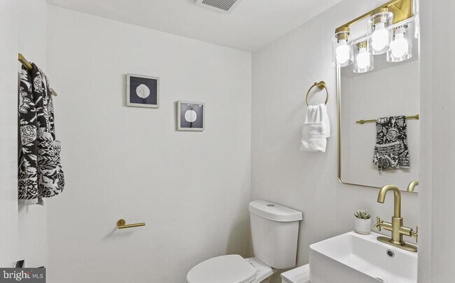 Building Photo - 10580 Cross Fox Ln