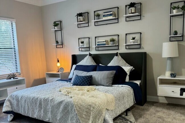 Building Photo - 2345 Sage Rd