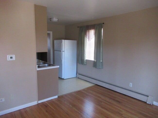 Building Photo - 2503 W Willamette Ave