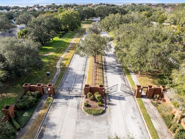 Building Photo - 4924 Raylene Way