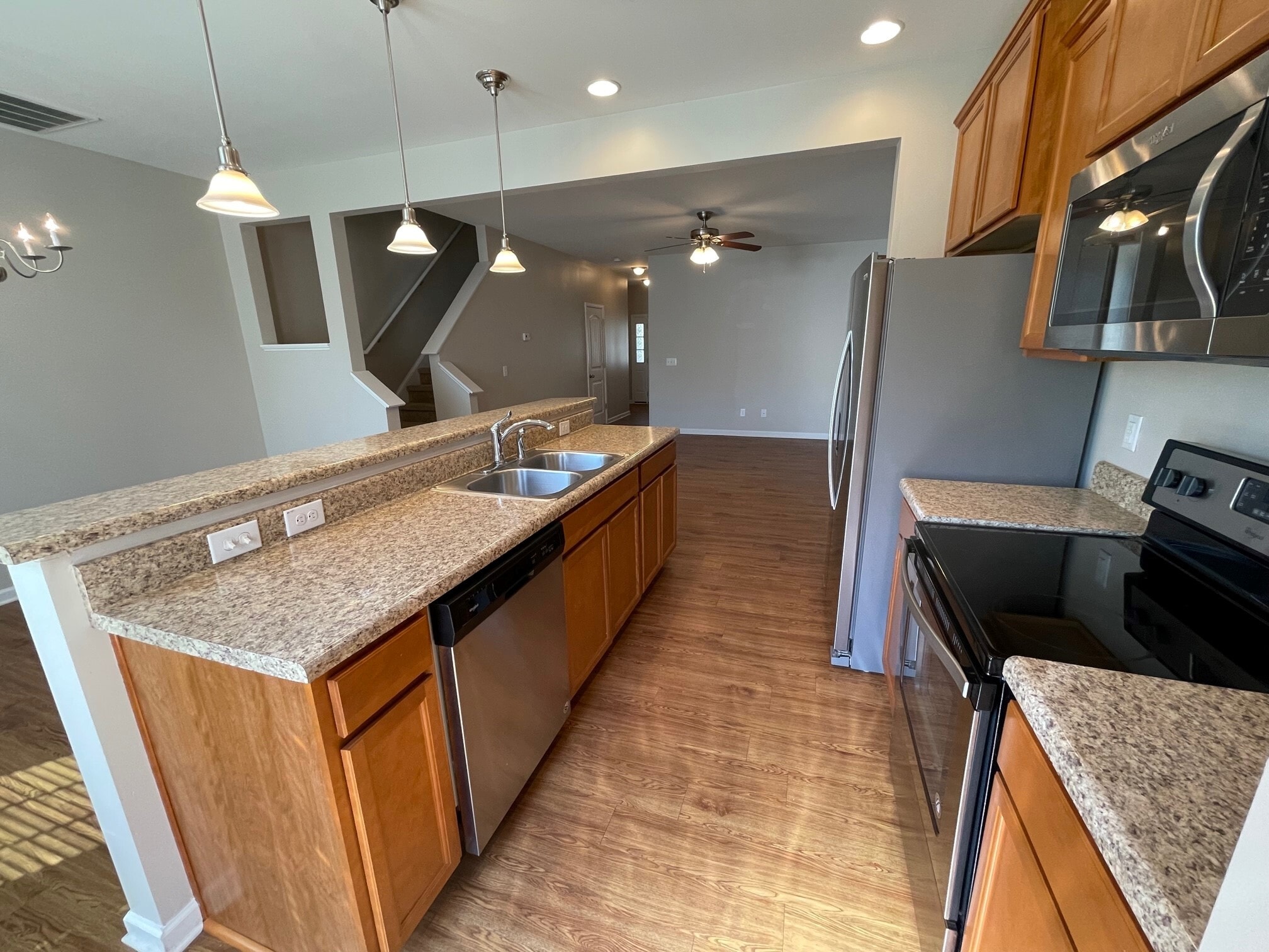 Building Photo - 112 Hawkstone Dr