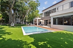 Building Photo - 58 Bay Heights Dr