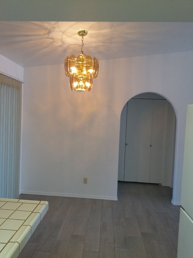 Building Photo - LONG TERM 12 MONTH LEASE