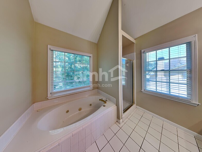 Building Photo - 4793 Galloways Farm Ln NW