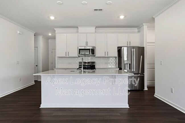 Building Photo - 767 Roy Adams Rd