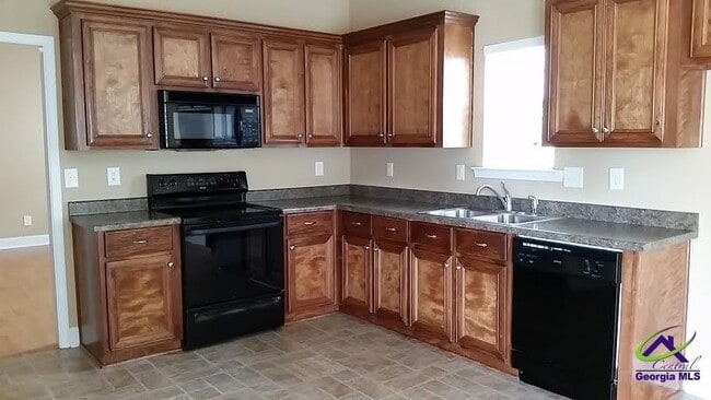 Building Photo - 206 Merlot Dr
