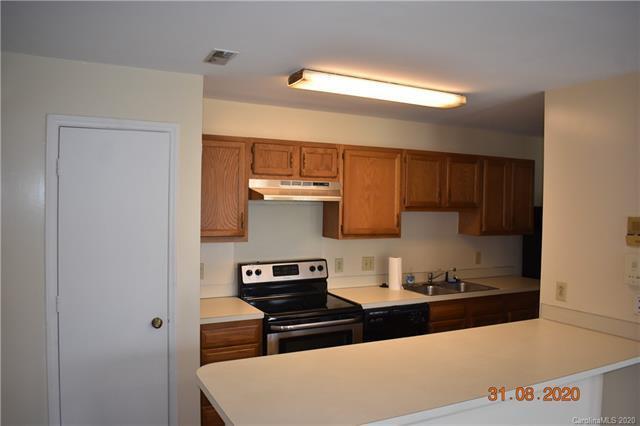 Building Photo - 6133 Meadow Rose Ln