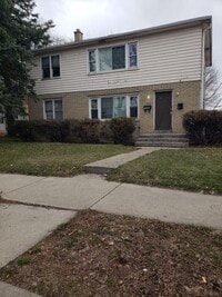 Building Photo - 7940WHamptonM