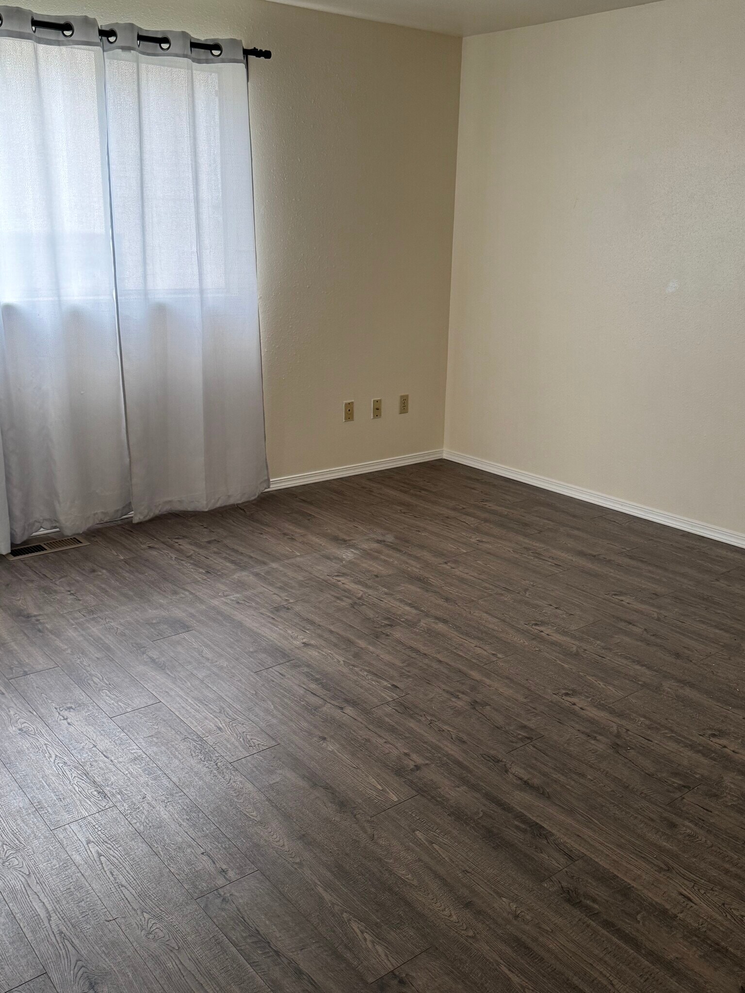 Building Photo - 11720 SE 223rd Dr