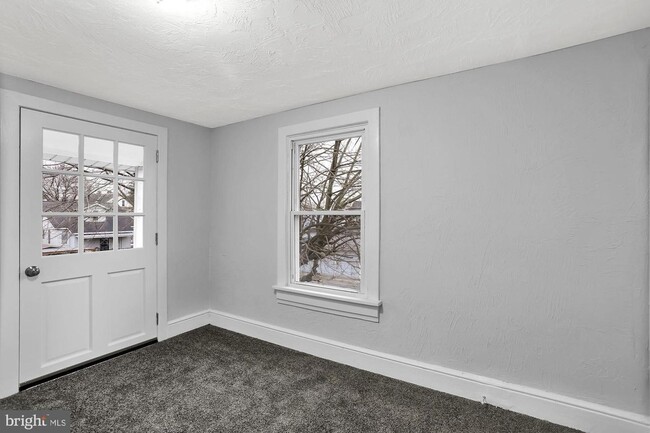Building Photo - Coming Soon - Charming 3 Bedroom, 1 Bath H...