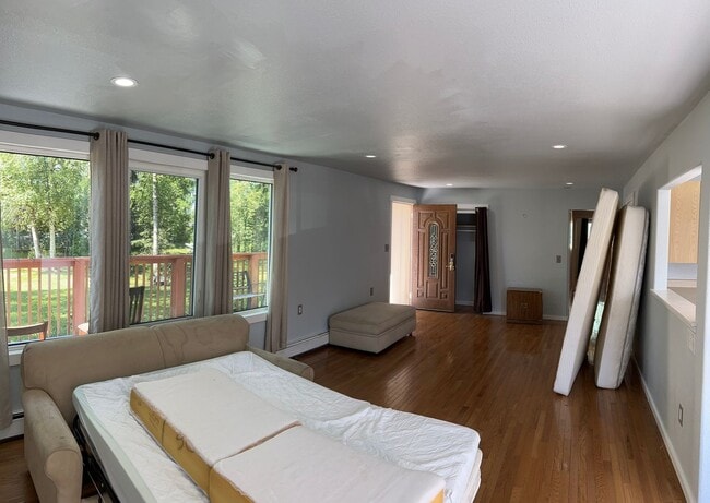 Building Photo - 12333 End St