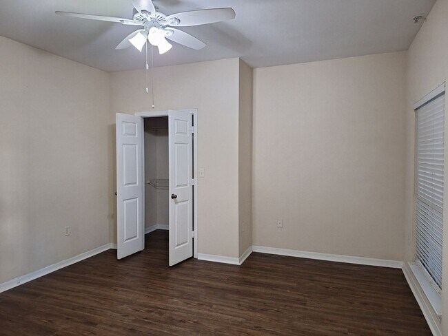 Building Photo - Ground Floor Condo at Gate Pkwy