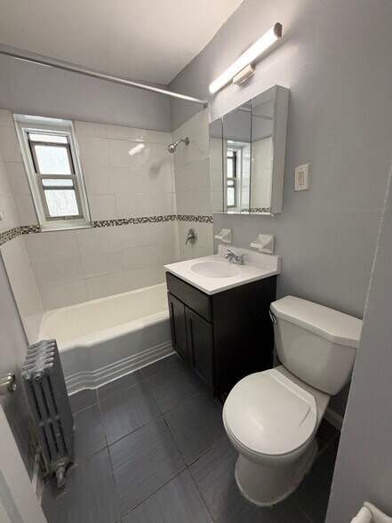 Building Photo - 68 Elmwood Ave