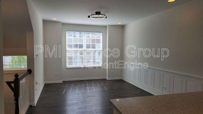 Building Photo - 4444 Monroe Ct