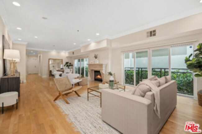 Building Photo - 11840 Dorothy St