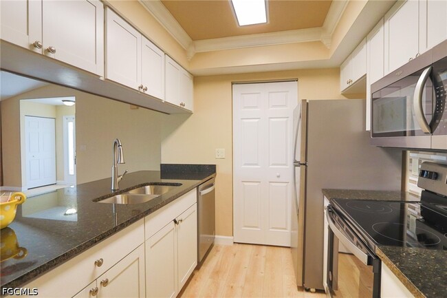 Building Photo - 6250 Timberwood Cir