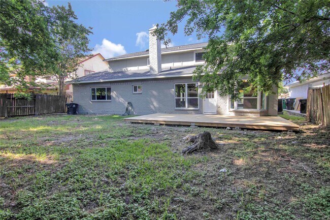 Building Photo - 12811 Golden Tee Ln