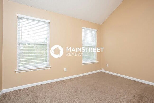 Building Photo - 5 Bedroom Pet-Friendly Home in Fairburn, GA with Main Street Renewal