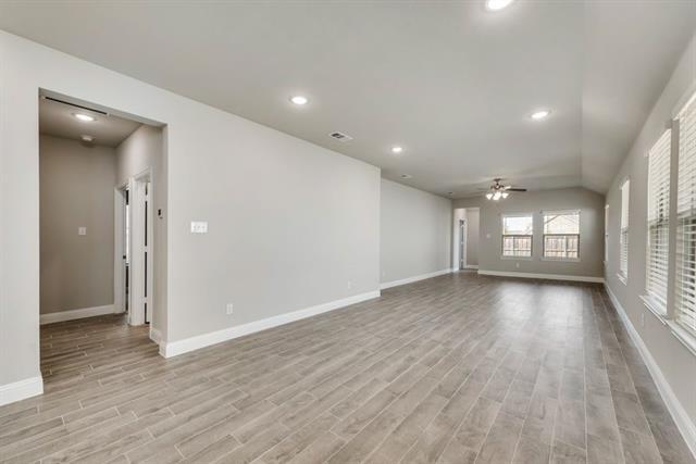 Building Photo - 1080 Norias Dr