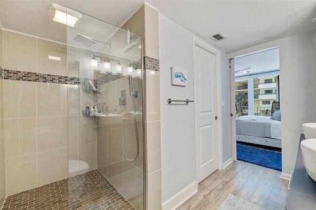 Building Photo - 5396 Gulf Blvd