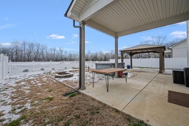 Building Photo - 3525 Darrell Dr