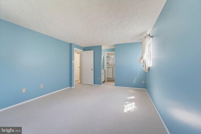 Building Photo - 8467 Magic Tree Ct