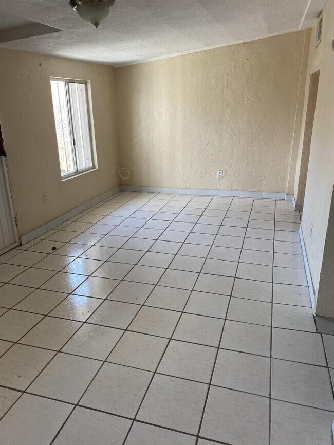 Primary Photo - 1 bedroom in El Paso TX 79915