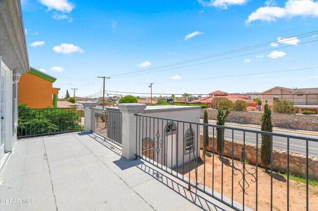 Building Photo - 3209 Tierra Ave Pl