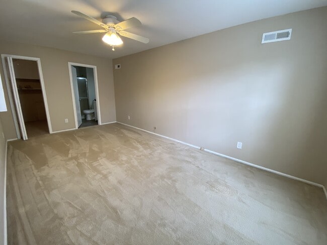Building Photo - 1716B Ralston Dr