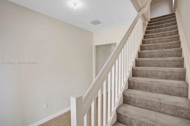 Building Photo - 9500 SW 167th Ave