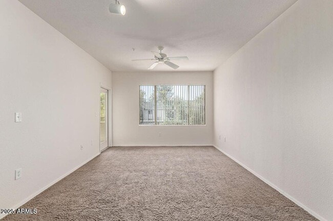 Building Photo - 18416 N Cave Creek Rd