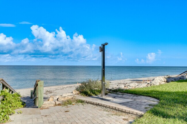 Building Photo - 2955 N Beach Rd