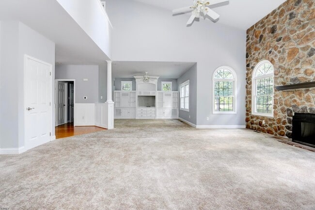 Building Photo - 113 Lighthouse Ln