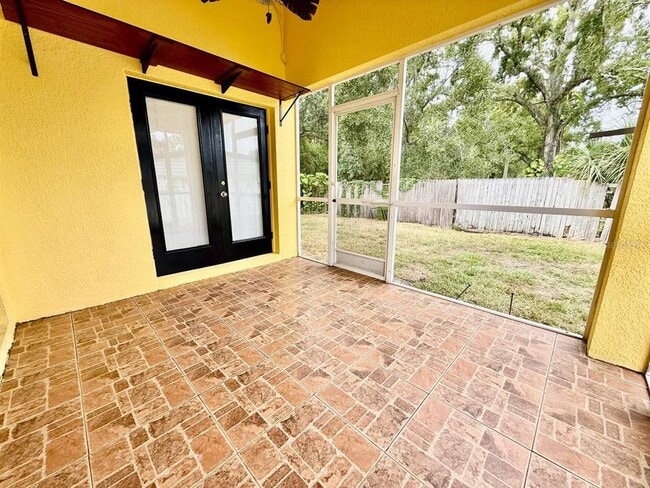 Building Photo - 6959 S Manhattan Ave