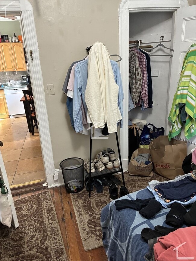 Building Photo - Rare 4 bed in Beacon hill....