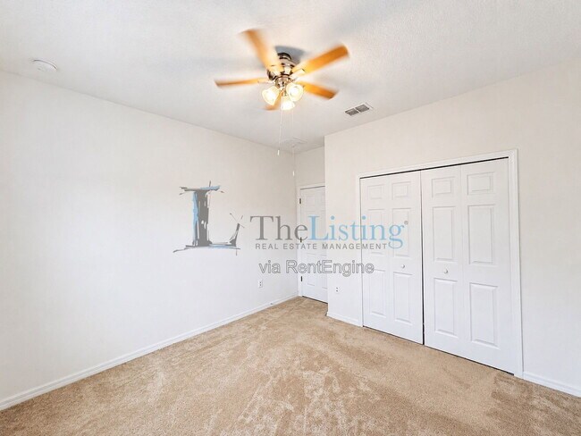 Building Photo - 9137 Grand Is Wy