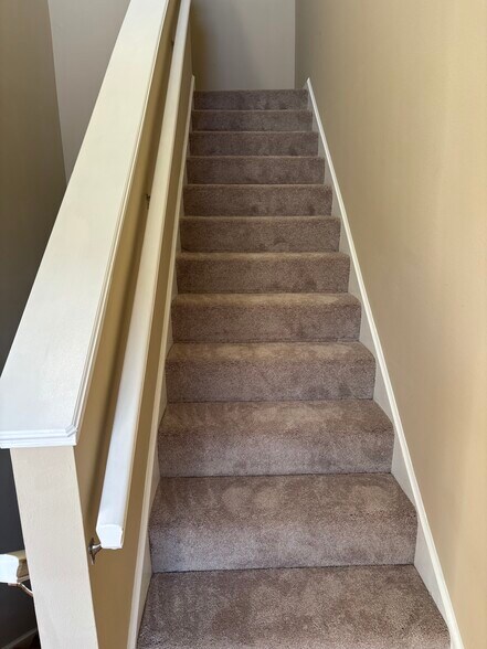 Building Photo - 2602 McKnight Crossing Ct