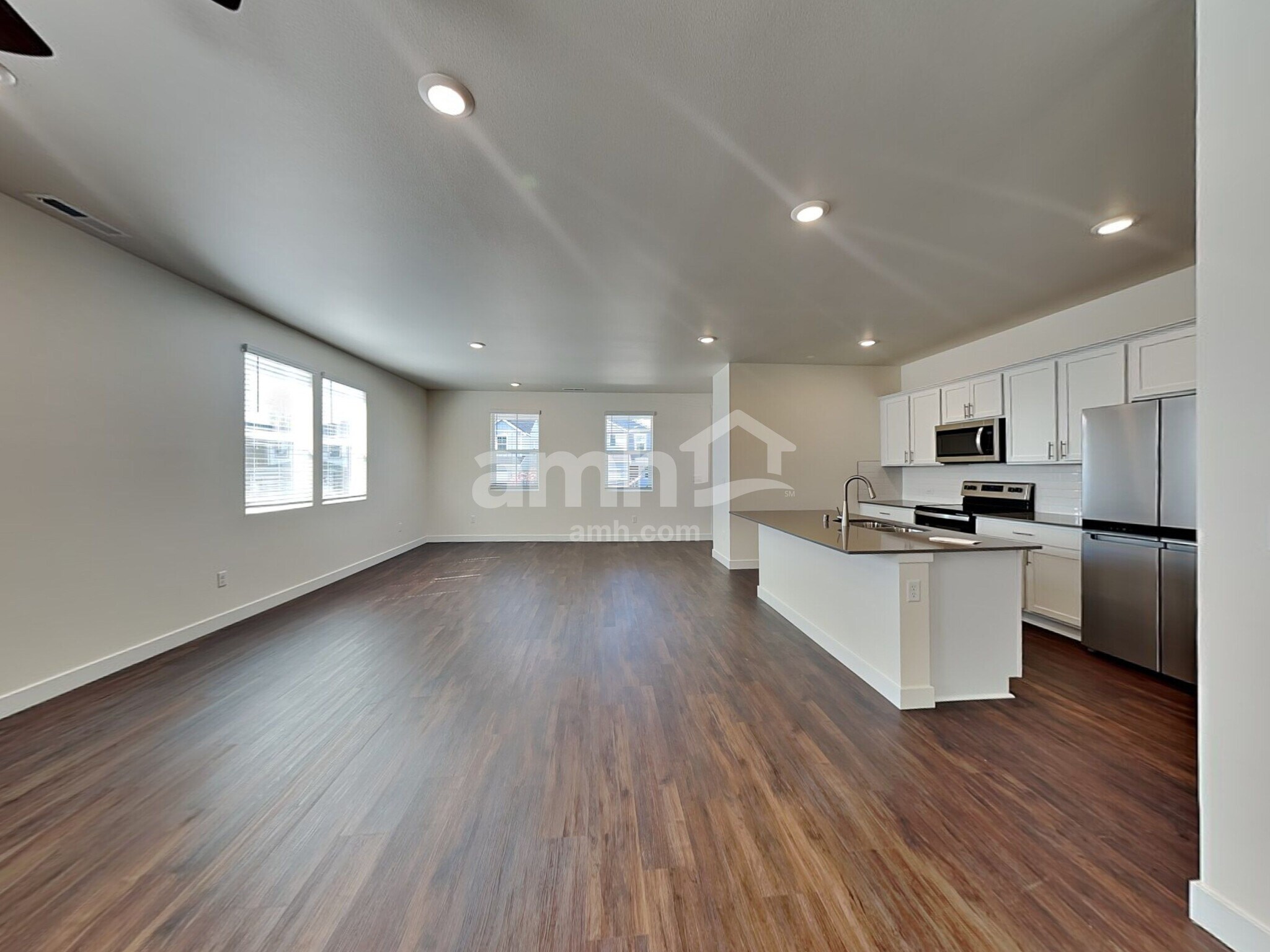 Building Photo - 4739 86th Ave NE