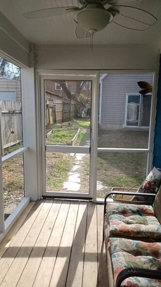 Building Photo - 2218 Gibson Ave