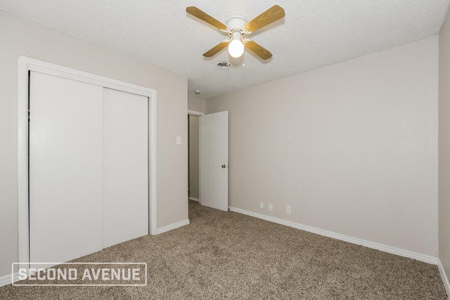 Building Photo - 3412 Beth Dr