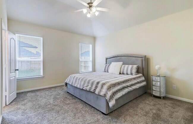 Building Photo - 15122 Provost Craig Dr