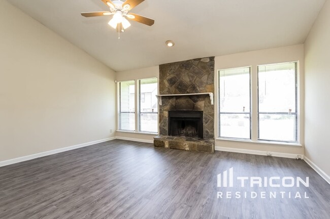 Building Photo - 3834 Springleaf Ct